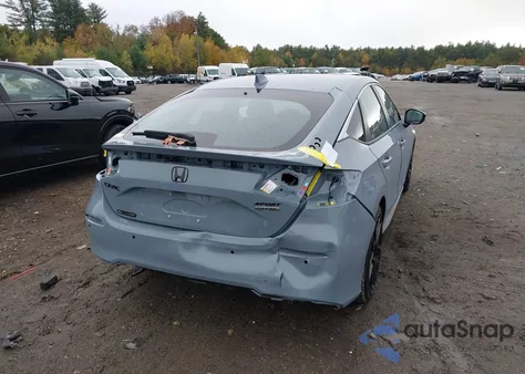 2024 Honda Civic Sport Touring z USA, uszkodzony, nr VIN 19XFL1H84RE030687